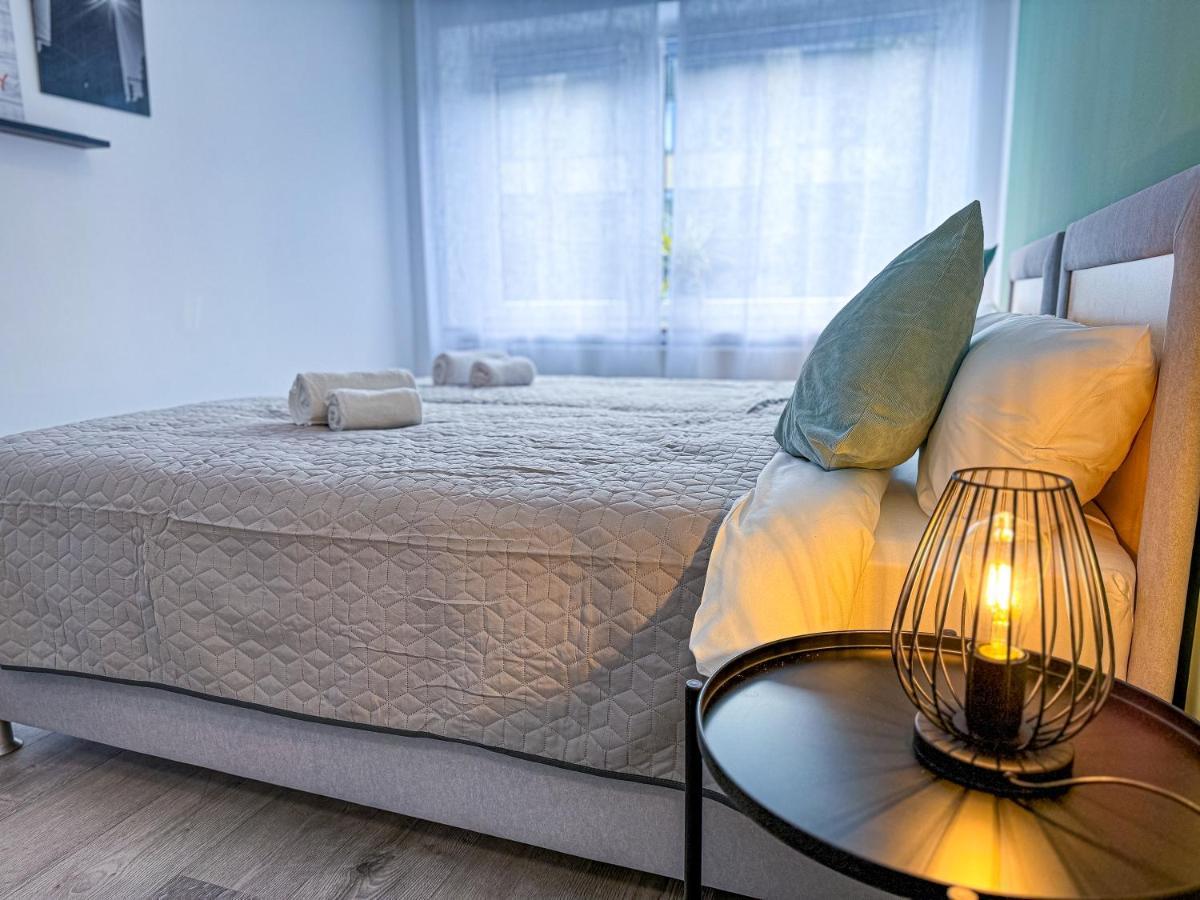 Immostay #6 - Ferienhaus 4 Zimmer Fuer 8 Personen, Wifi & Zentrum BRE Buitenkant foto