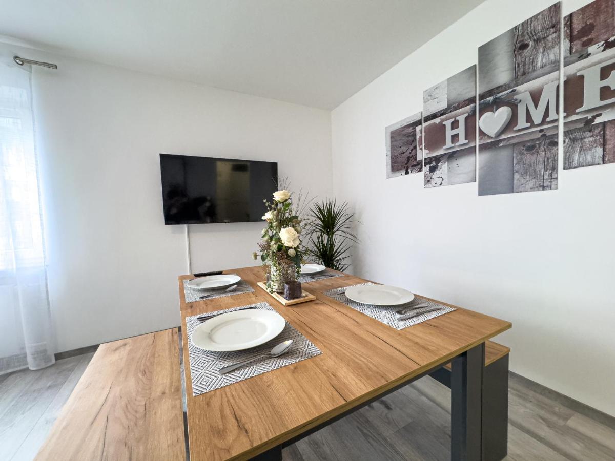 Immostay #6 - Ferienhaus 4 Zimmer Fuer 8 Personen, Wifi & Zentrum BRE Buitenkant foto