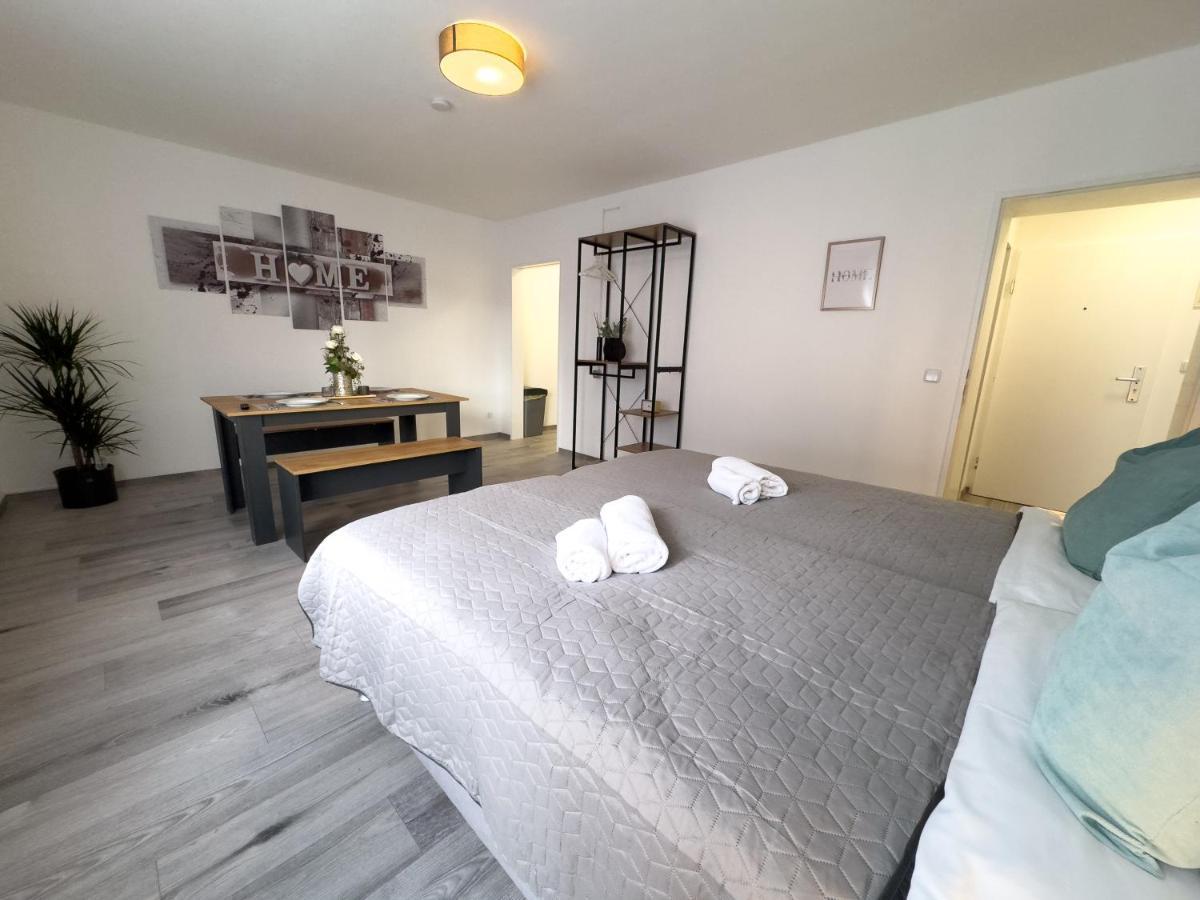 Immostay #6 - Ferienhaus 4 Zimmer Fuer 8 Personen, Wifi & Zentrum BRE Buitenkant foto