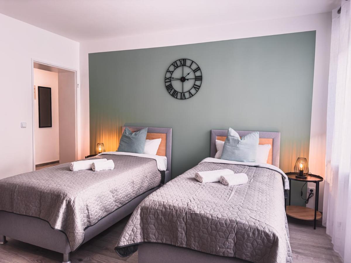 Immostay #6 - Ferienhaus 4 Zimmer Fuer 8 Personen, Wifi & Zentrum BRE Buitenkant foto