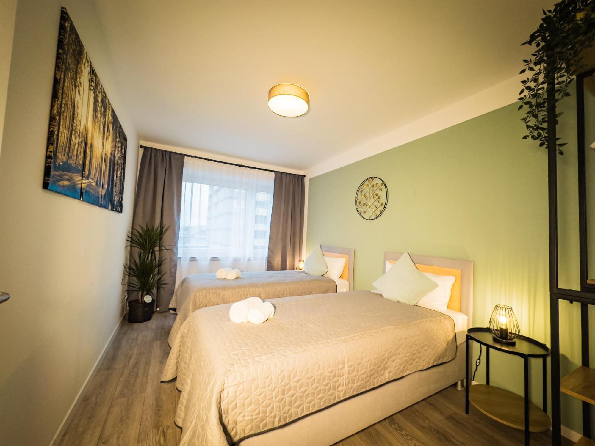 Immostay #6 - Ferienhaus 4 Zimmer Fuer 8 Personen, Wifi & Zentrum BRE Buitenkant foto